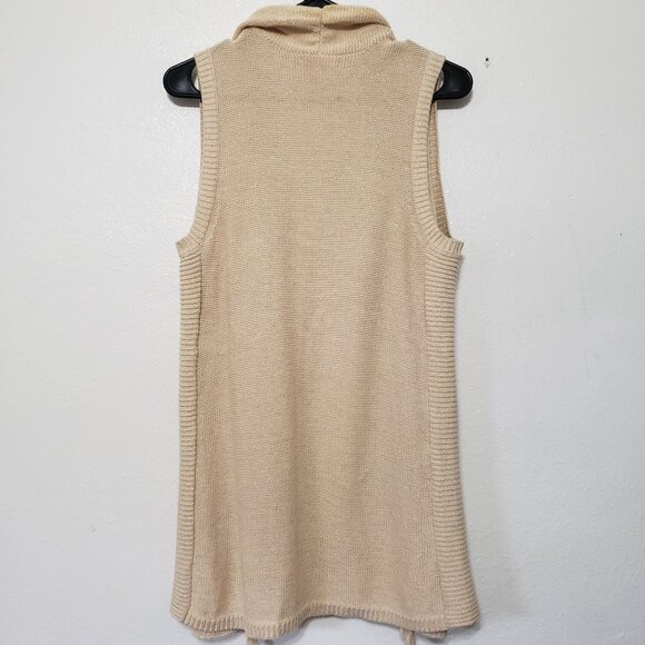 Lilly Pulitzer Cardigan - Picture 6 of 12